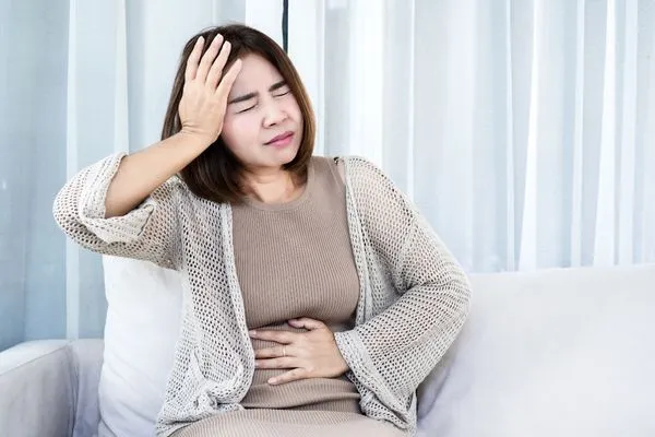 Adetliyken Baş Ağrısı - Menstrüel Migren | Dr. Nilüfer Yüksel Antalya